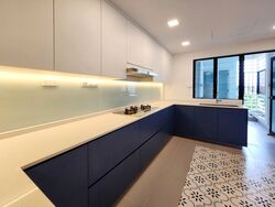 Park East (D15), Condominium #423195031